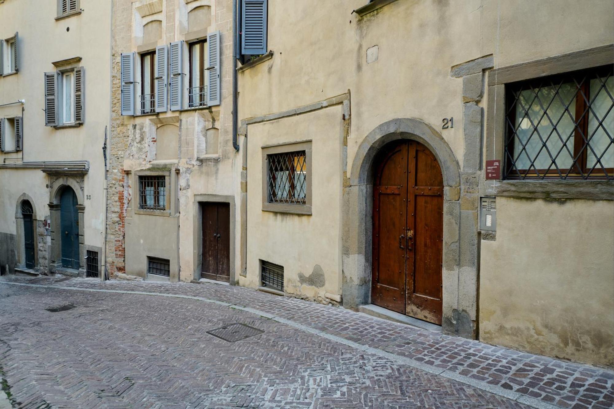 Casa Marianna - Citta Alta - Appartamento Affrescato - Bergamo Exteriör bild